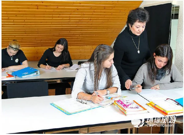 探访瑞士最后的淑女学校