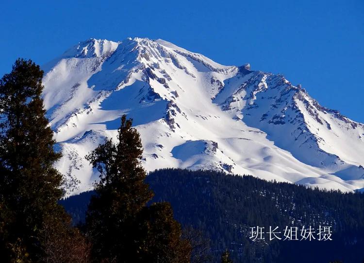 探秘美国神山仙镇意外发现市府门脸有点囧