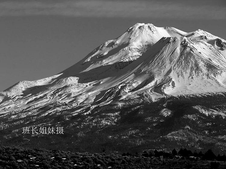 探秘美国神山仙镇意外发现市府门脸有点囧